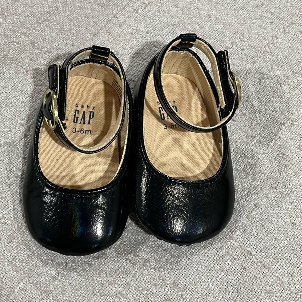 VEUC Black Baby Maryjanes